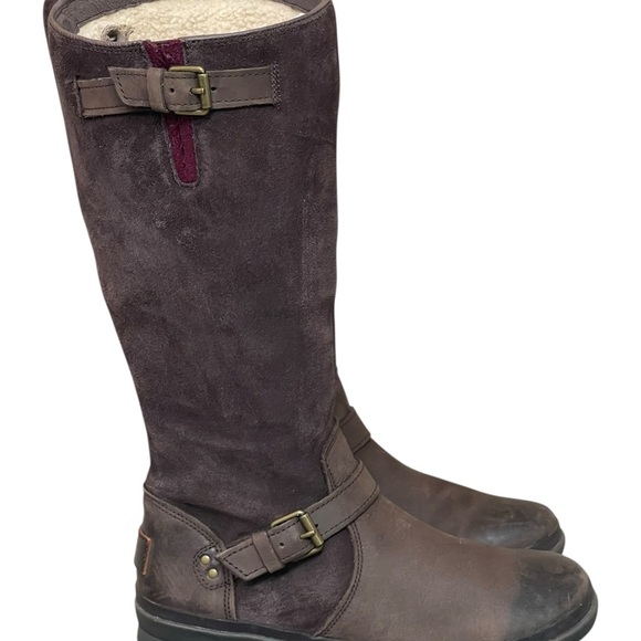 UGG Australia Thomsen
Brown Leather Winter Riding Boots size 8 - Picture 2 of 16
